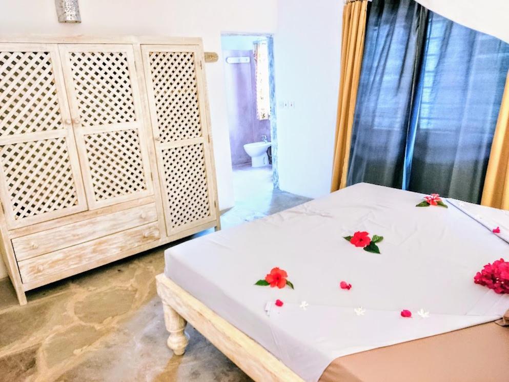 Kimya House, Watamu Panzió Kültér fotó